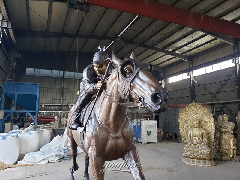 bronze Phar Lap sculpture