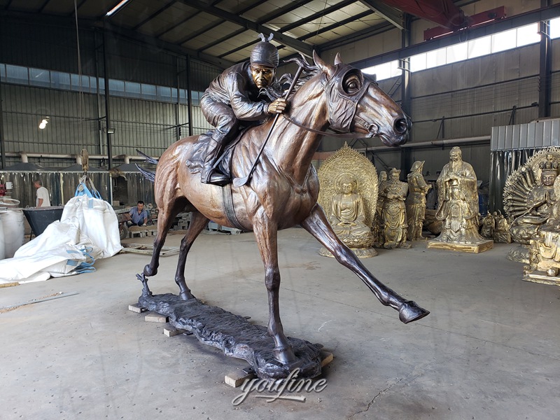 bronze Phar Lap statue