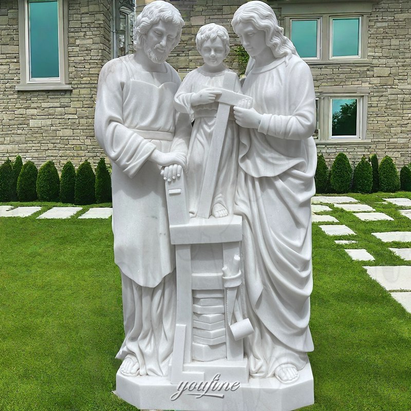 holy family statue outdoor (1)