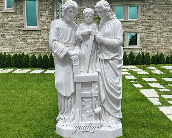 holy family statue outdoor (3)