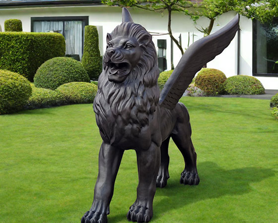 black lion statue outdoor(2)