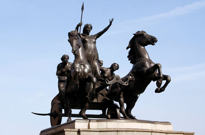 Boadicea and Her Daughtersboudicca bronze statue