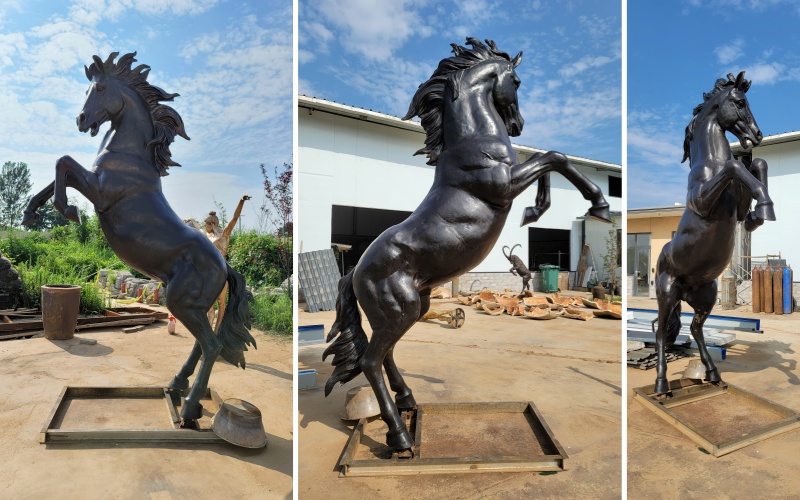 bronze garden horse statue