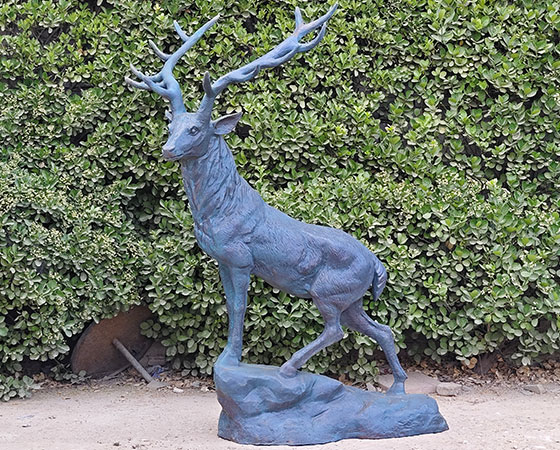 skyfall stag statue (5)