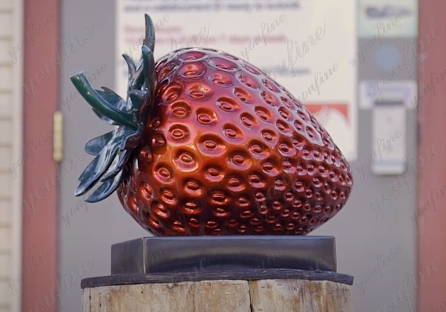 Stainless Steel Strawberry Sculpture for Outdoor (4)