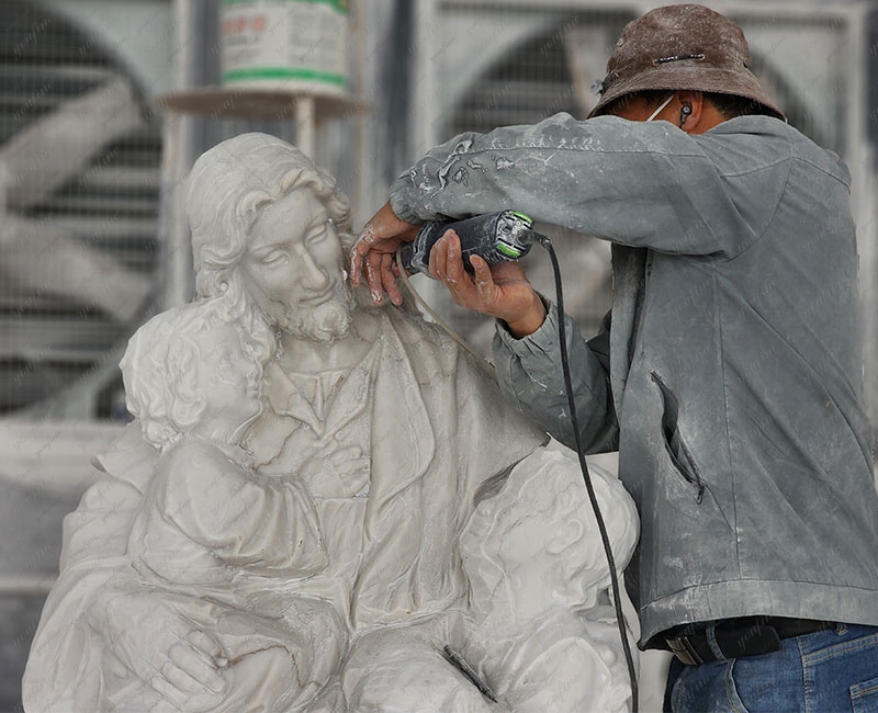 YouFine church sculpture hand carving artist (12)