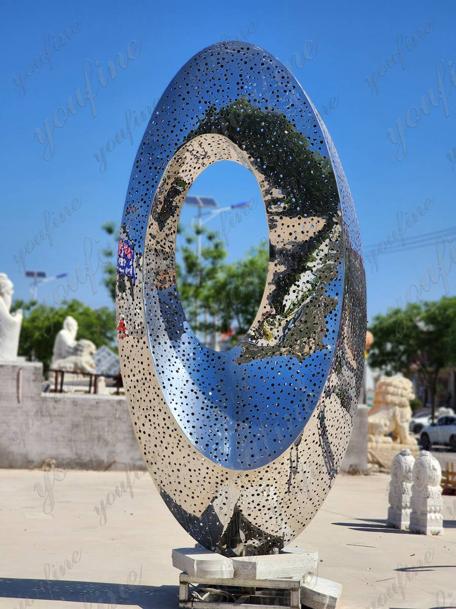 abstract metal outdoor sculpture (5)