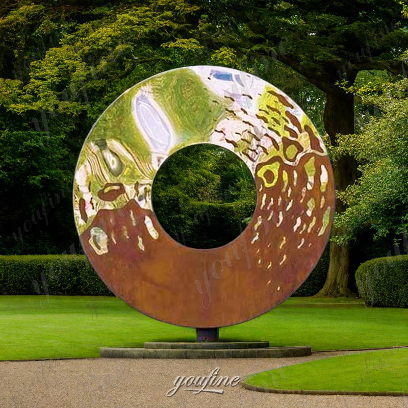 Contemporary Garden Metal Disc Sculpture for Sale (4)