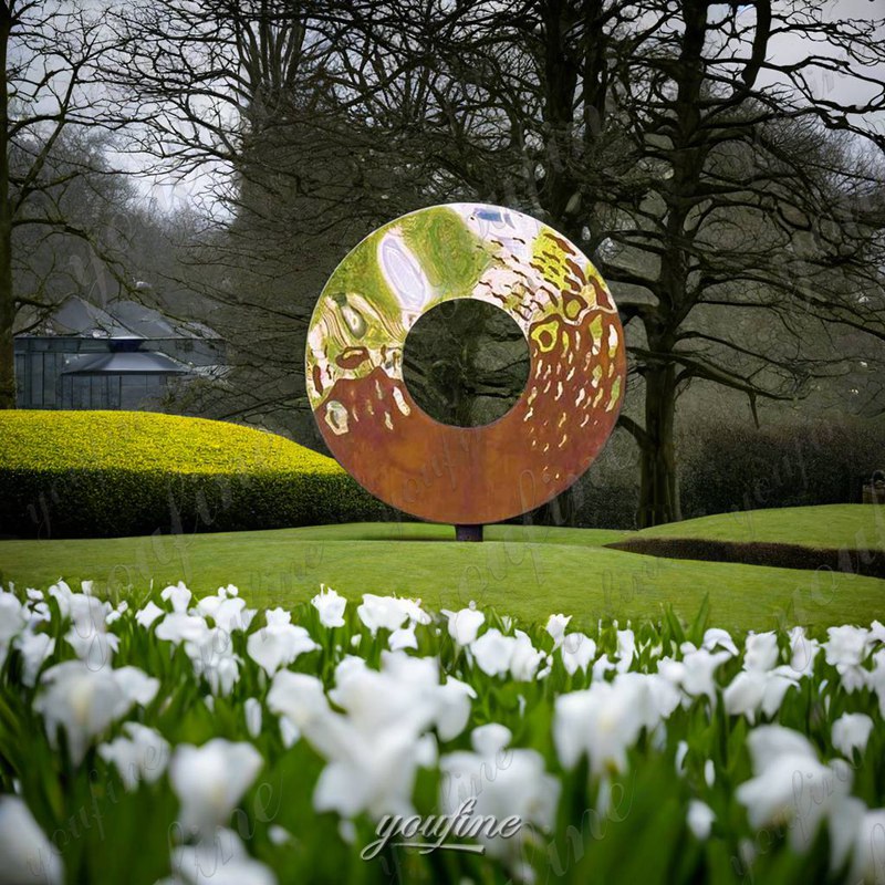 Contemporary Garden Metal Disc Sculpture for Sale (5)