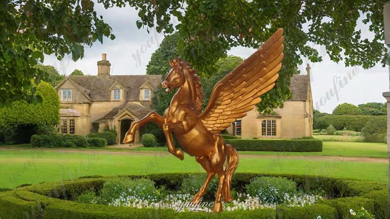 Golden Bronze Pegasus Statue for Garden