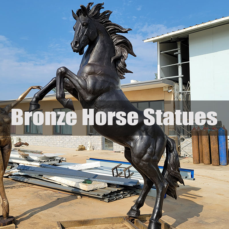 bronze horse statue