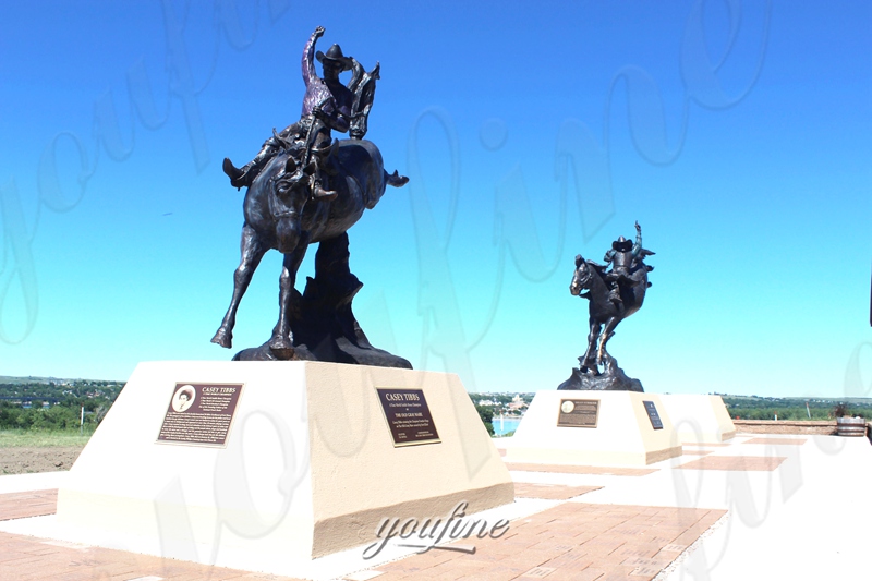 famous bronze cowboy and horse statue (5)