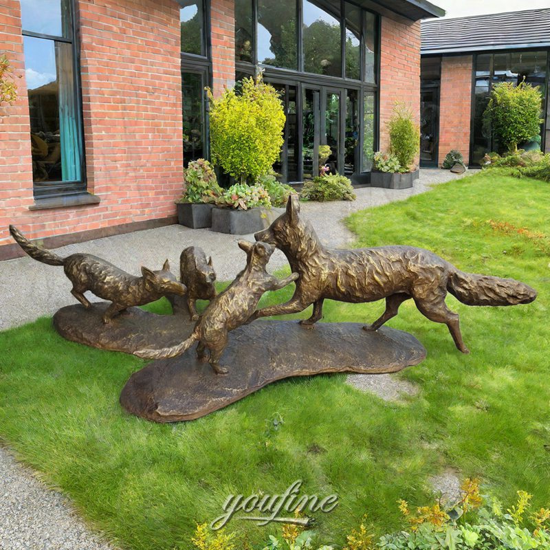 bronze fox family statue (1)