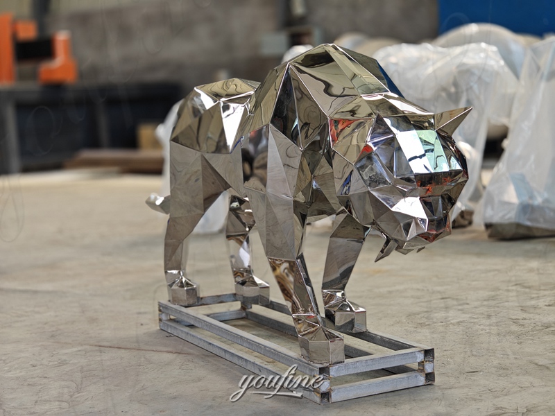 finished leopard statue in factory