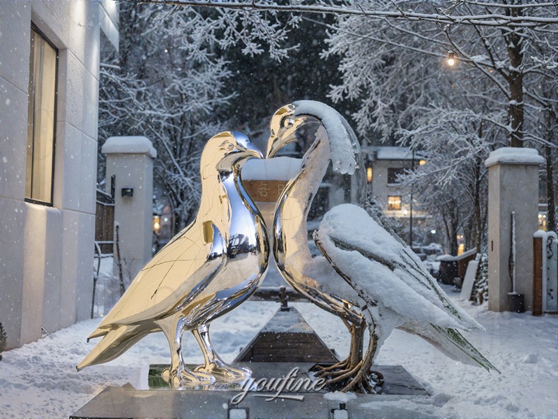 pigeon sculpture in winter