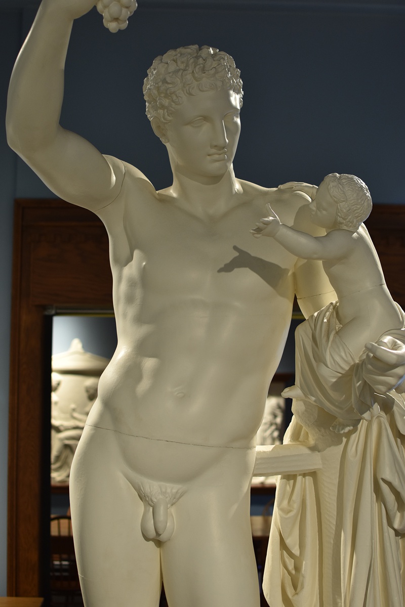 Hermes and the Infant Dionysus sculpture