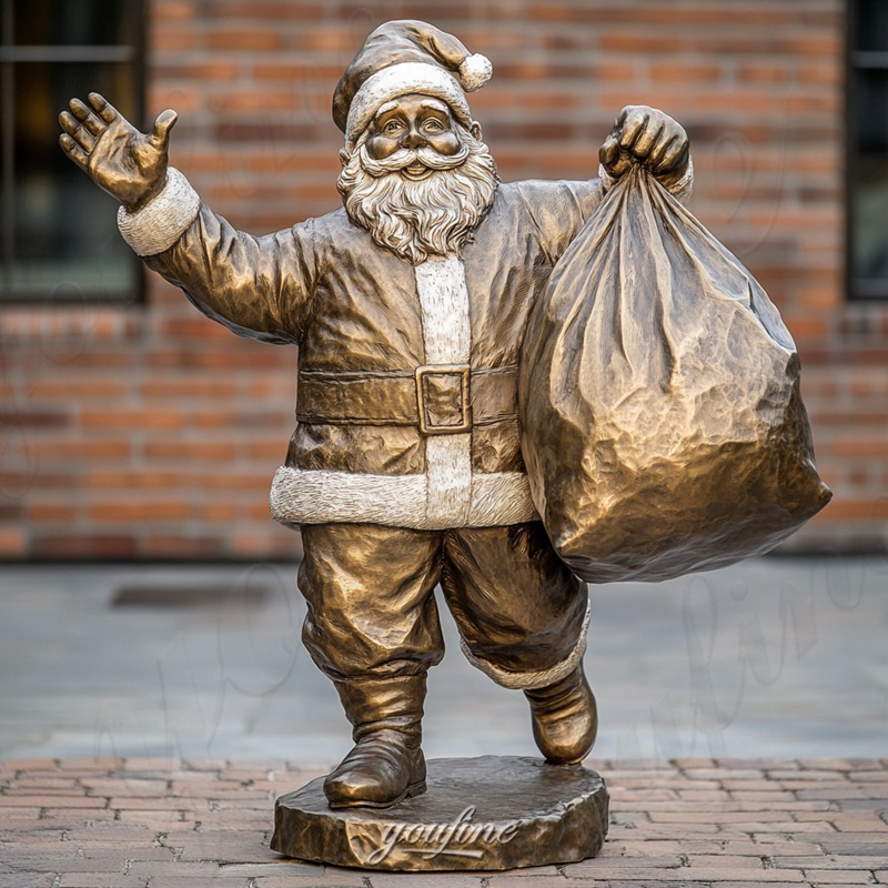 santa claus statue