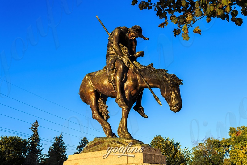 sculpture of End of the Trail