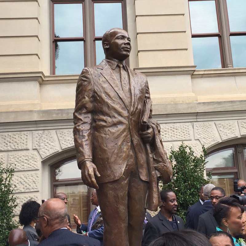 bronze martin luther king sculpture