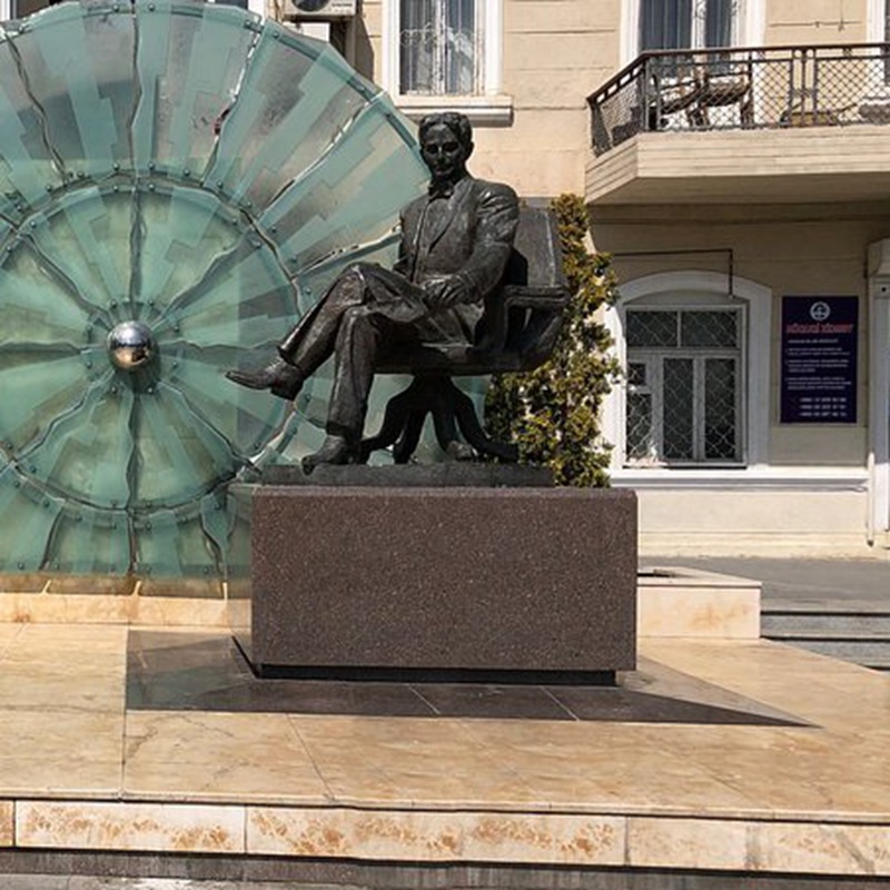 famous Nikola Tesla Monuments