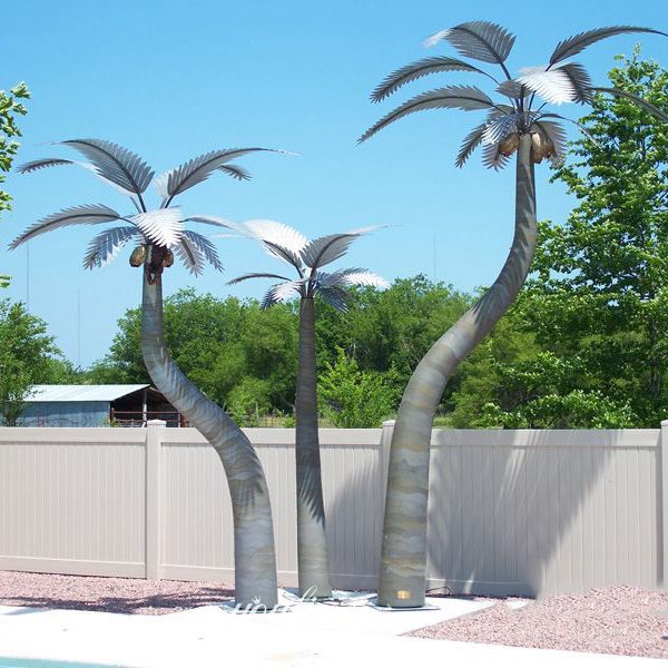 metal yard palm tree sculpture